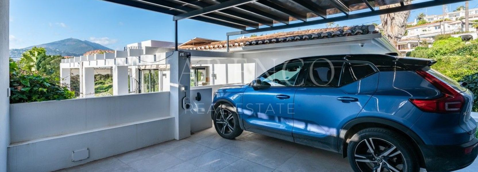 Villa Pareada en Nueva Andalucia, Marbella