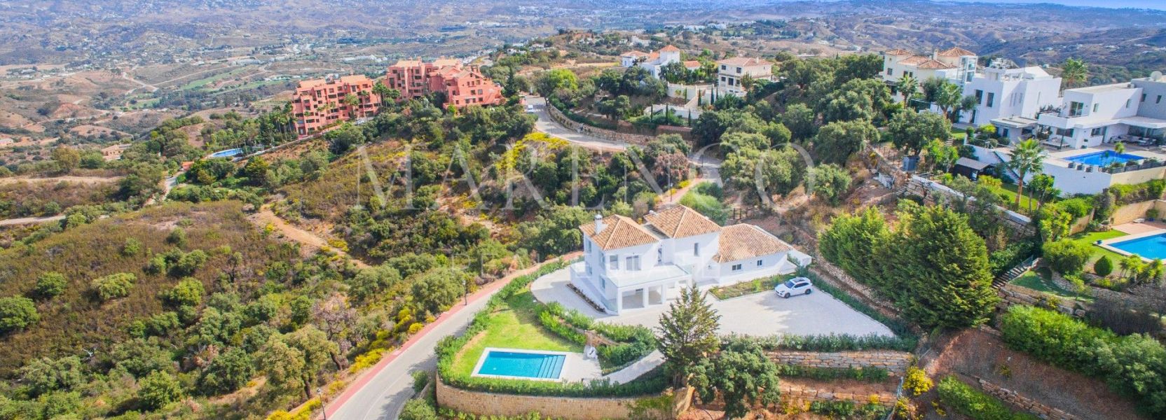 Villa  in La Mairena, Marbella Oost, Marbella