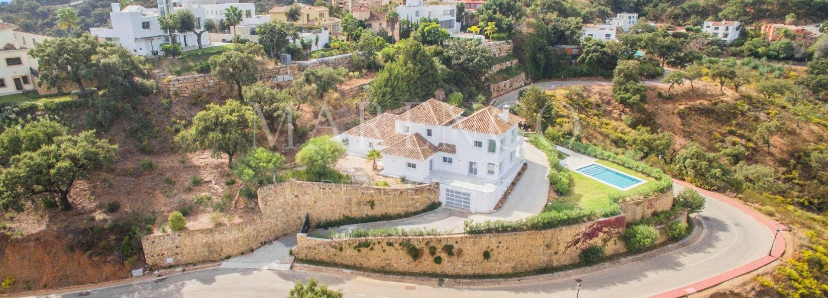 Villa  in La Mairena, Marbella Oost, Marbella