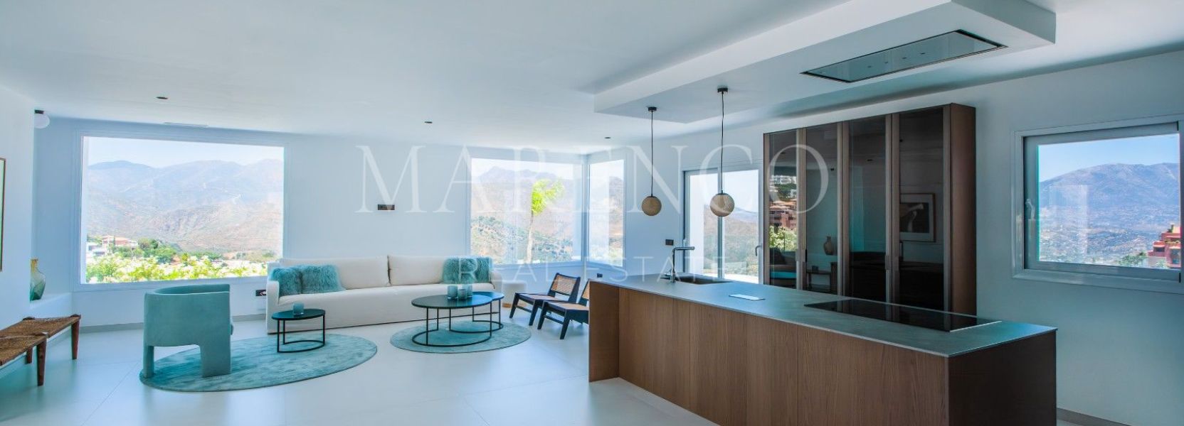 Villa  in La Mairena, Marbella Oost, Marbella