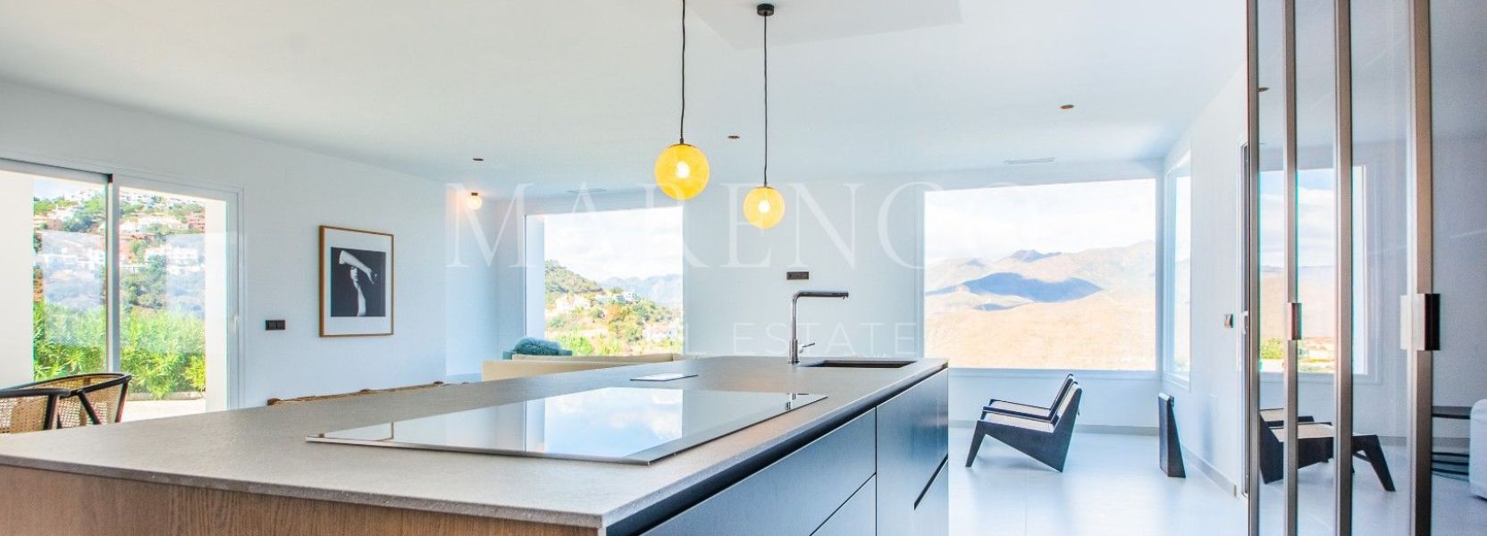 Villa  in La Mairena, Marbella Oost, Marbella