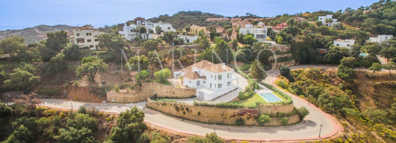 Villa  in La Mairena, Marbella Oost, Marbella