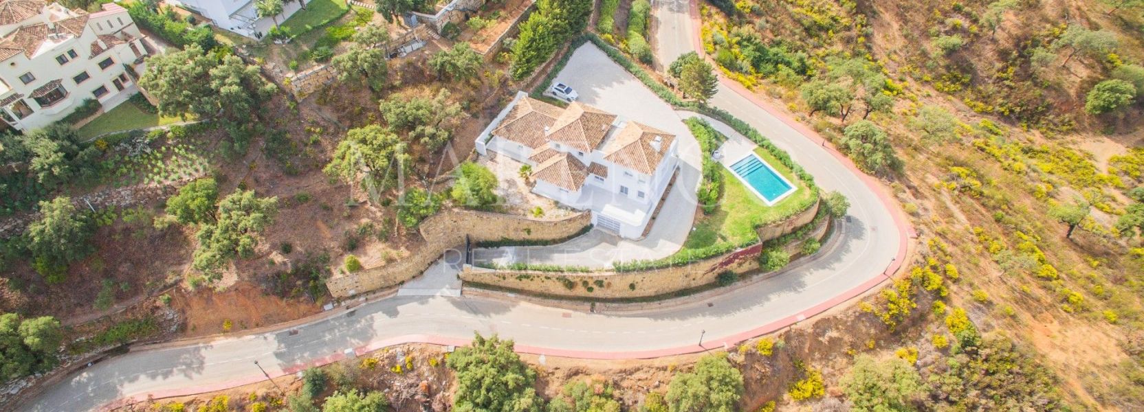 Villa  in La Mairena, Marbella Oost, Marbella