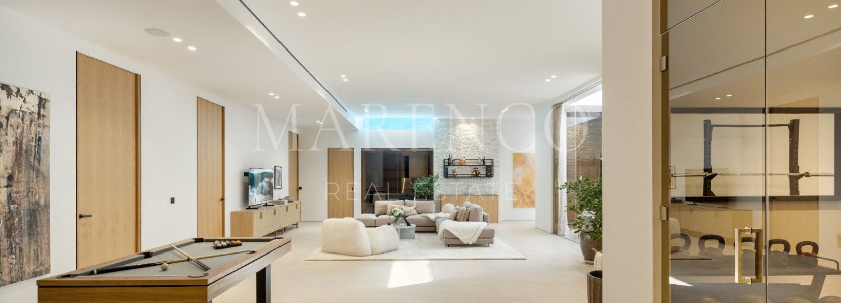 Villa in La Cerquilla, Nueva Andalucia, Marbella