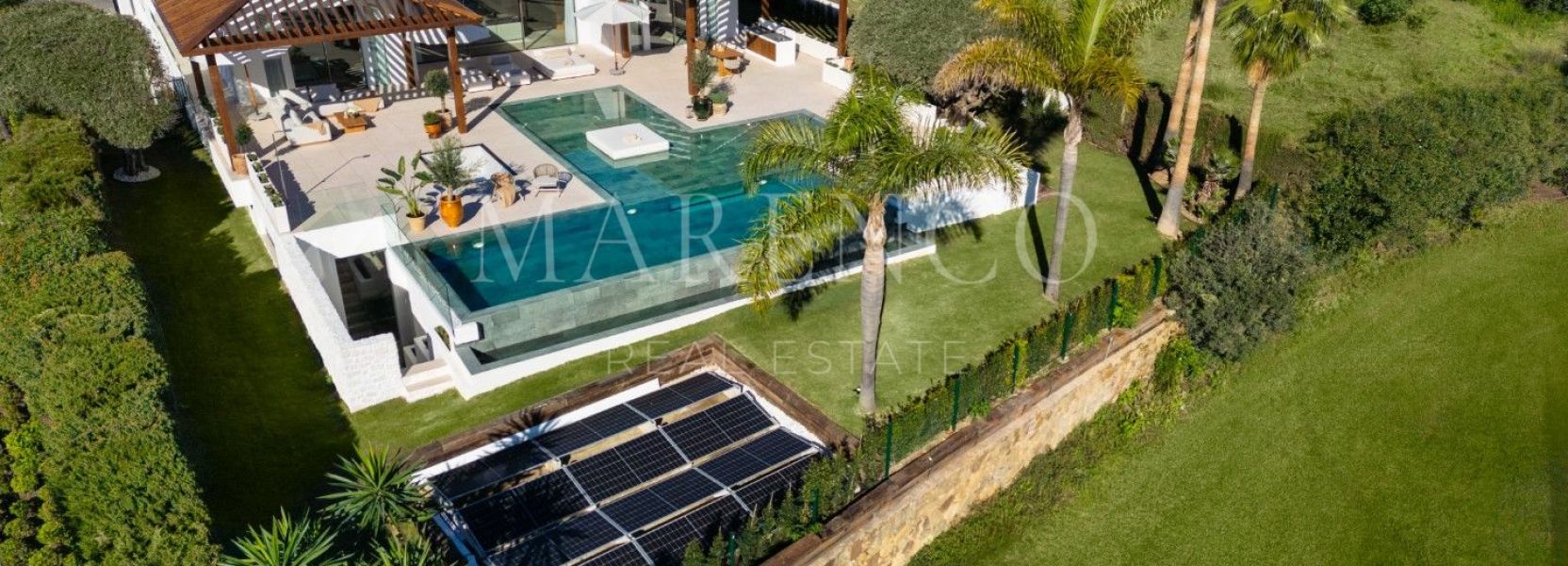 Villa in La Cerquilla, Nueva Andalucia, Marbella