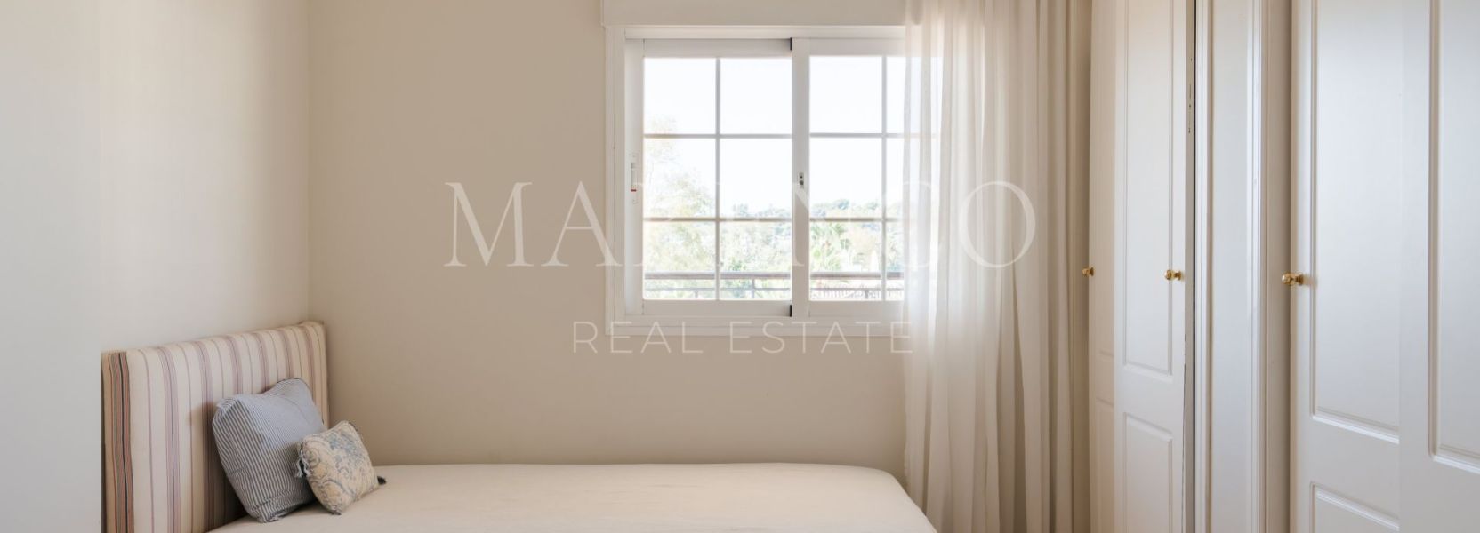 Duplex Penthouse in Nueva Andalucia, Marbella