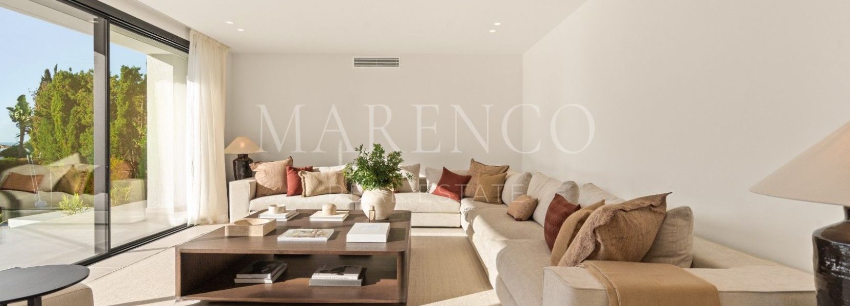 Villa in Elviria, Marbella East, Marbella