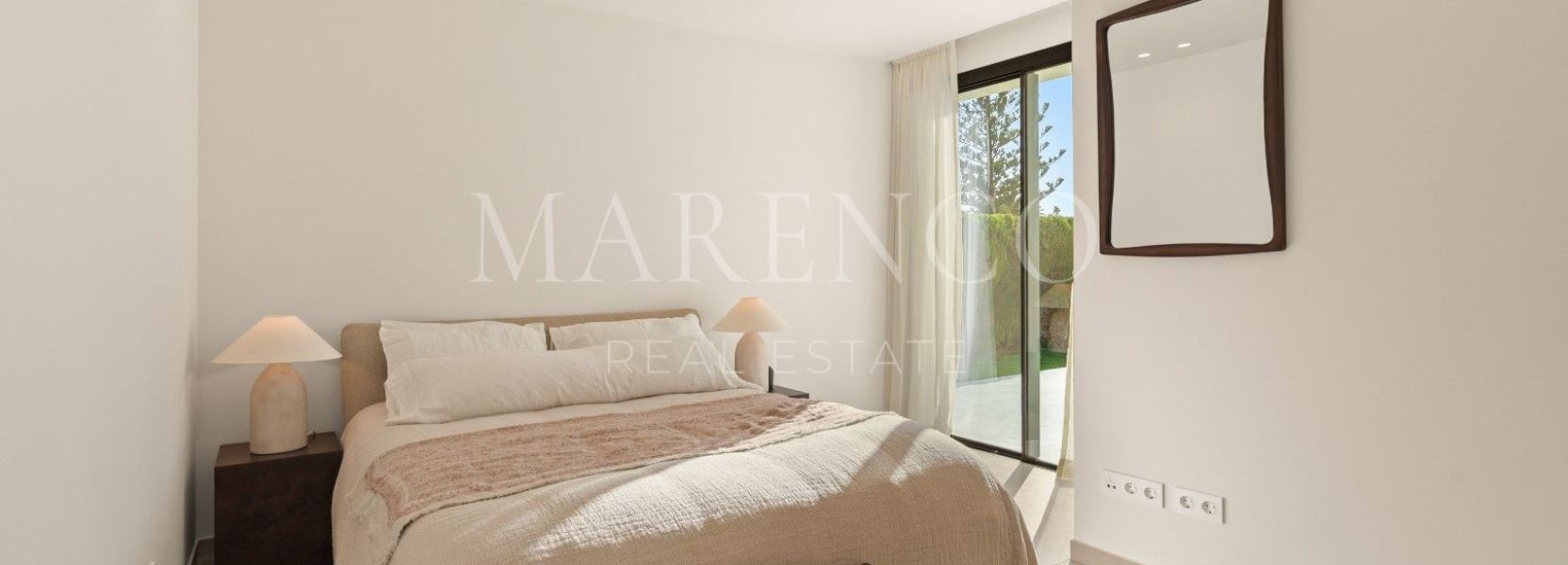 Villa in Elviria, Marbella East, Marbella
