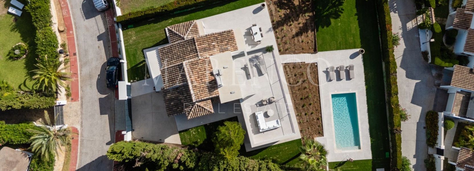 Villa in Elviria, Marbella East, Marbella