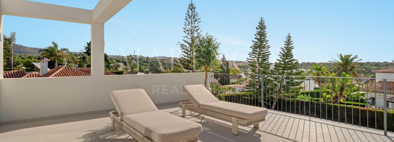 Villa in Elviria, Marbella East, Marbella