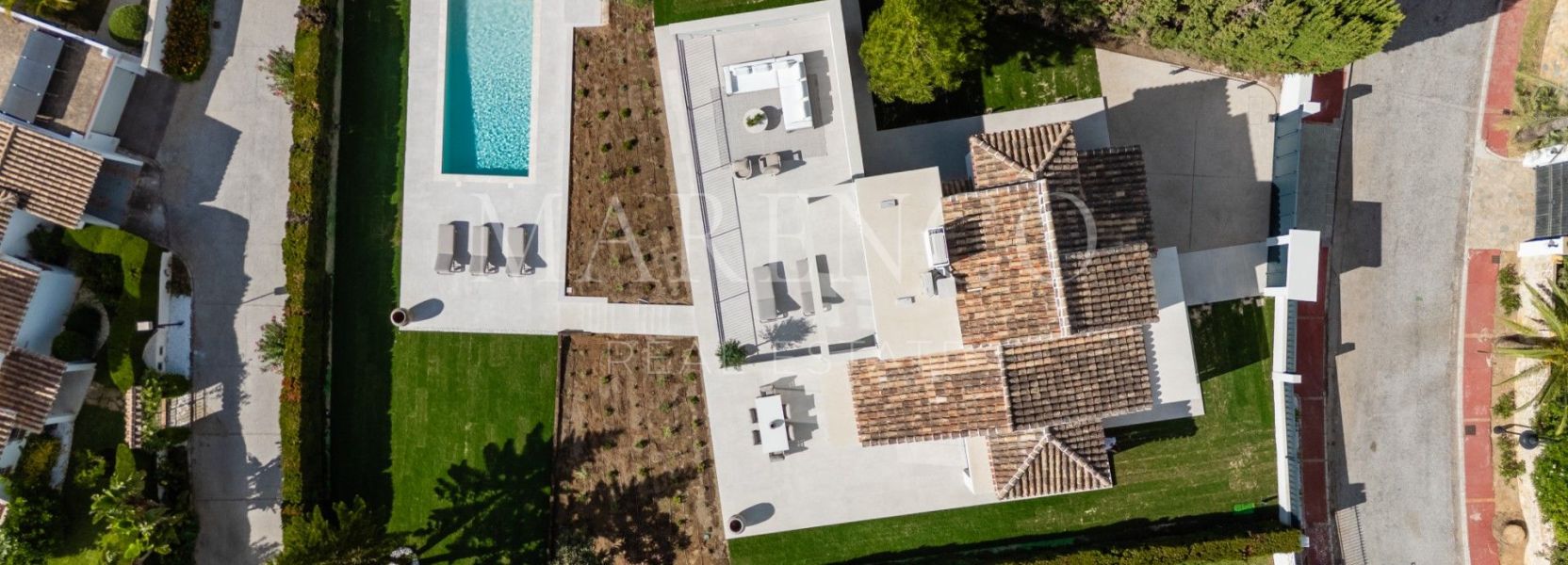 Villa in Elviria, Marbella East, Marbella