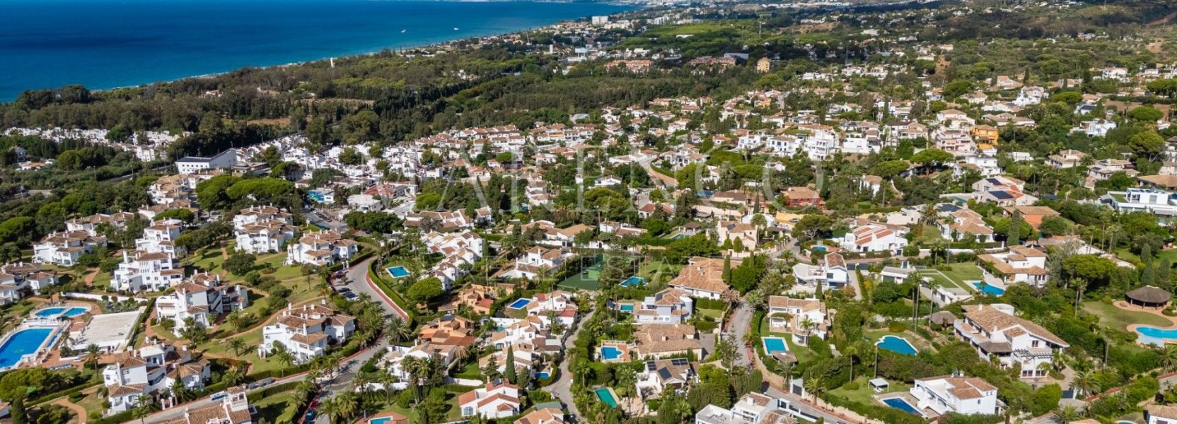 Villa in Elviria, Marbella East, Marbella