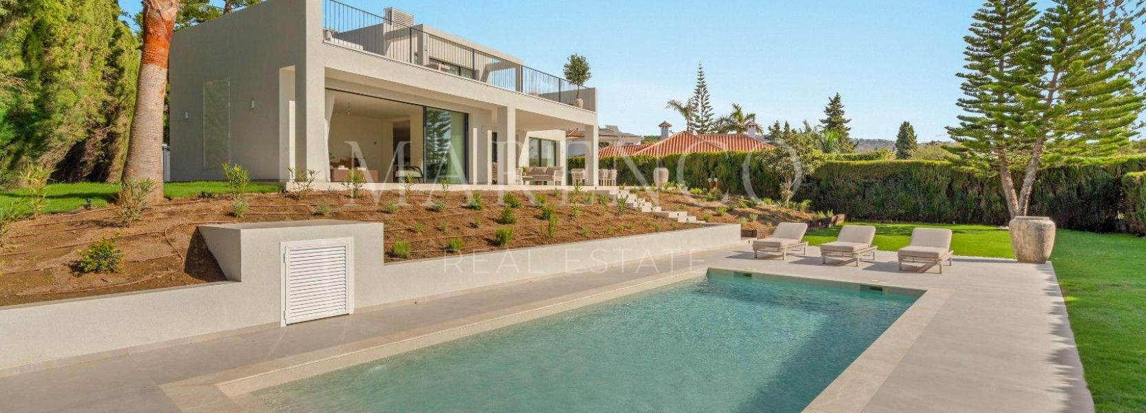 Villa in Elviria, Marbella East, Marbella