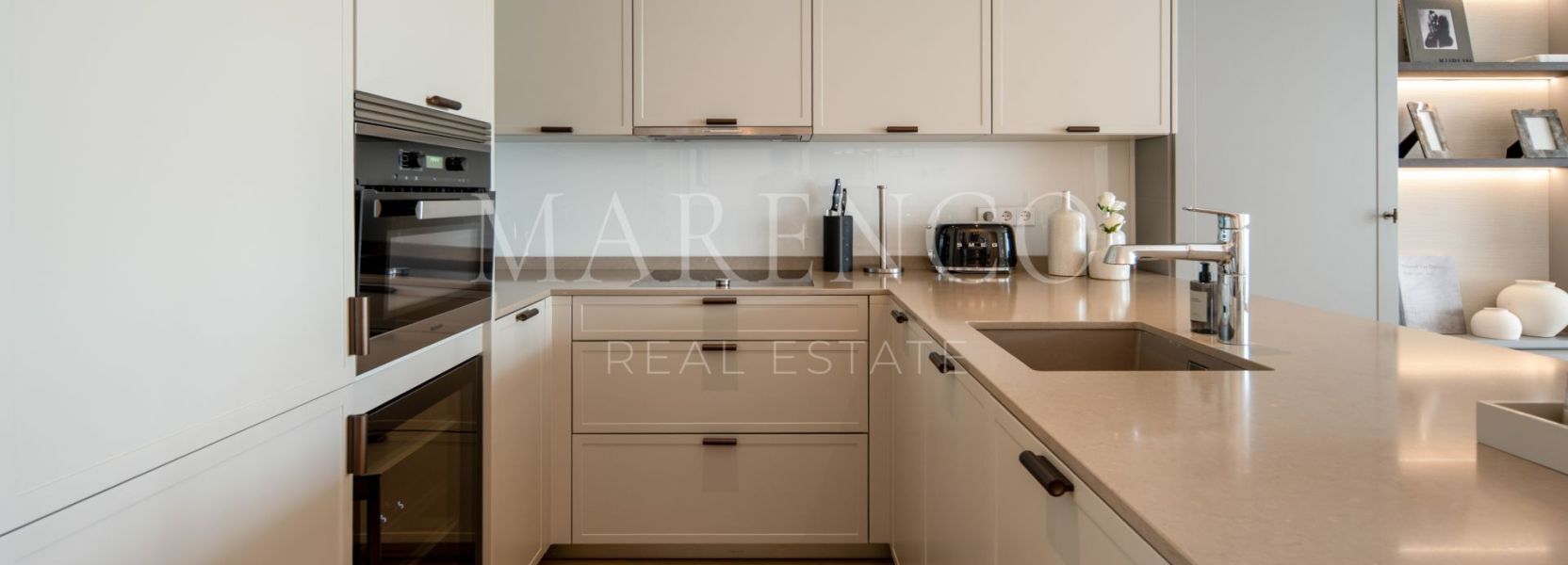 Apartment  in Marina Puente Romano, Marbella Golden Mile, Marbella