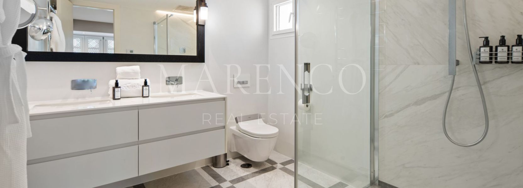 Apartment  in Marina Puente Romano, Marbella Golden Mile, Marbella