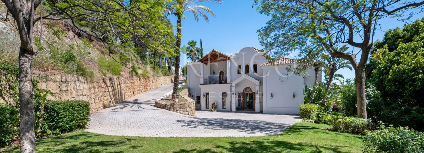 Villa  in El Madroñal, Benahavis