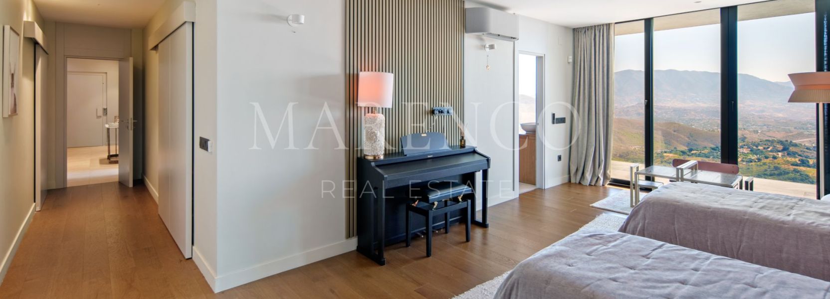 Villa in Marbella East, Marbella