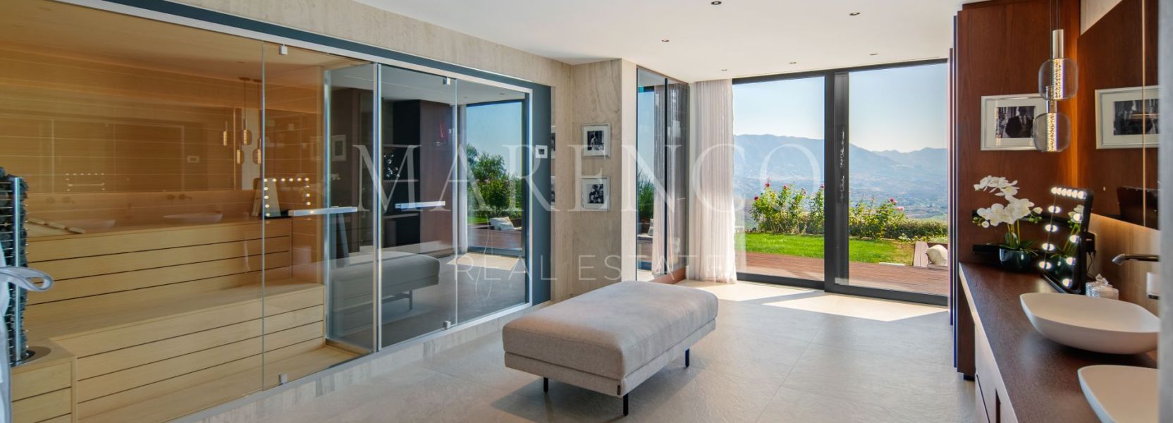 Villa in Marbella East, Marbella