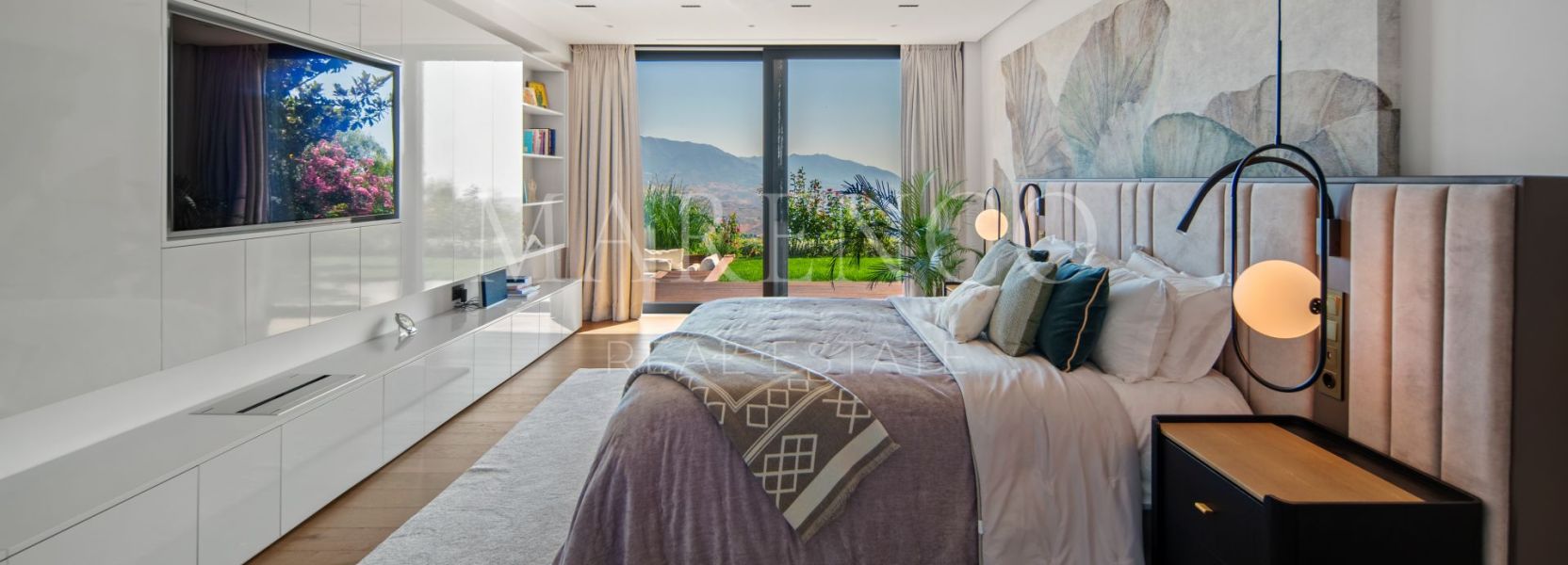 Villa in Marbella East, Marbella