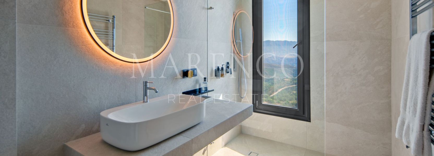 Villa in Marbella East, Marbella