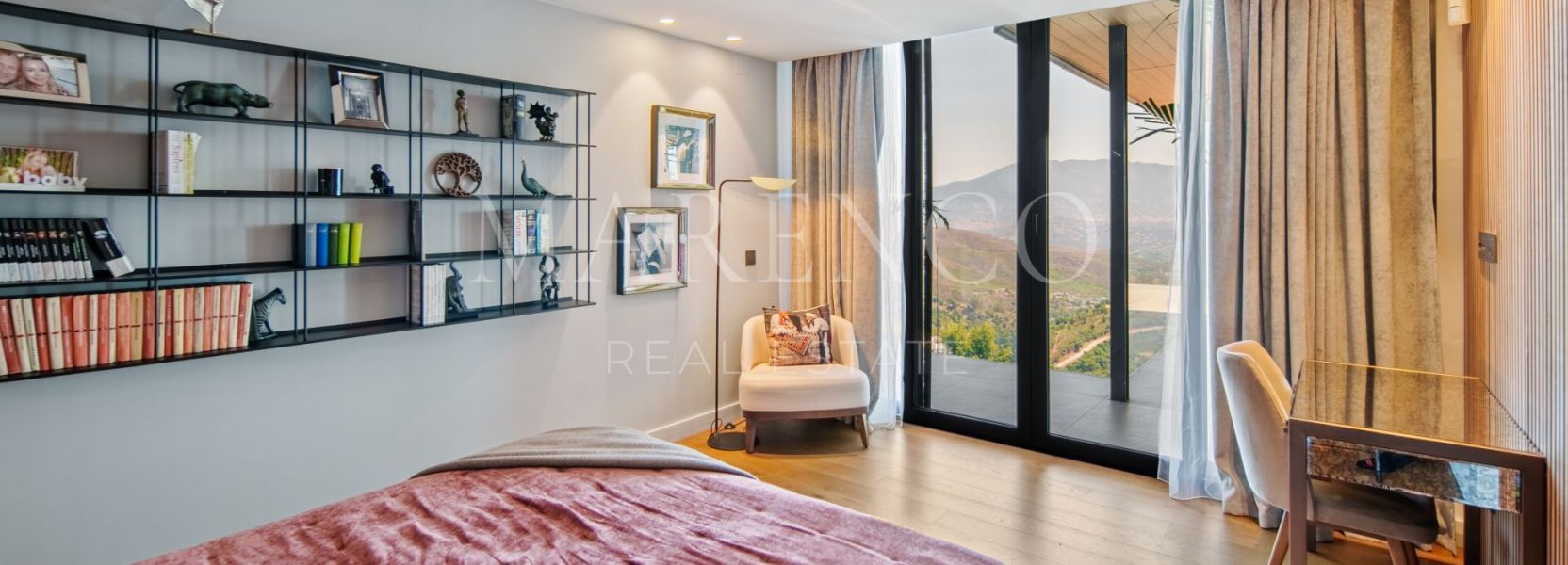 Villa in Marbella East, Marbella