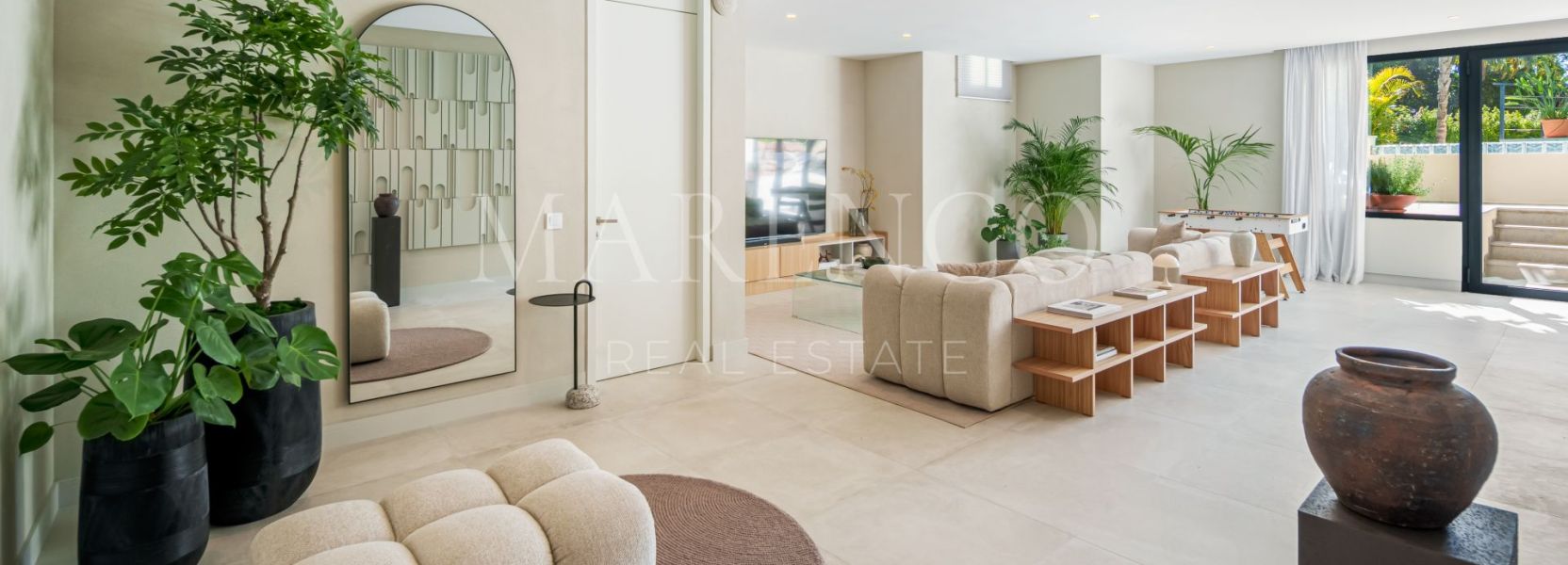 Villa  en New Golden Mile, Estepona Este, Estepona
