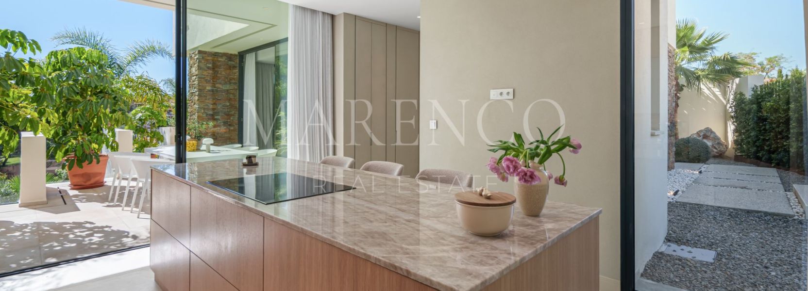 Villa  en New Golden Mile, Estepona Este, Estepona