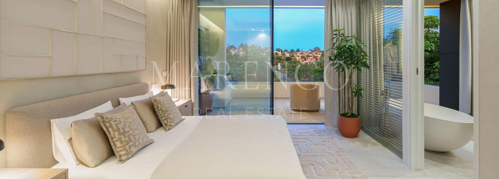 Villa  en New Golden Mile, Estepona Este, Estepona