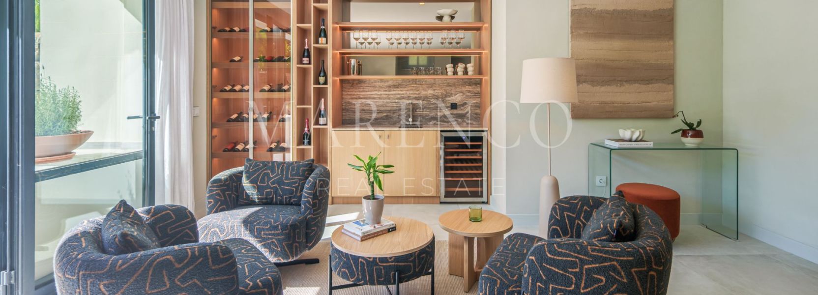 Villa  en New Golden Mile, Estepona Este, Estepona