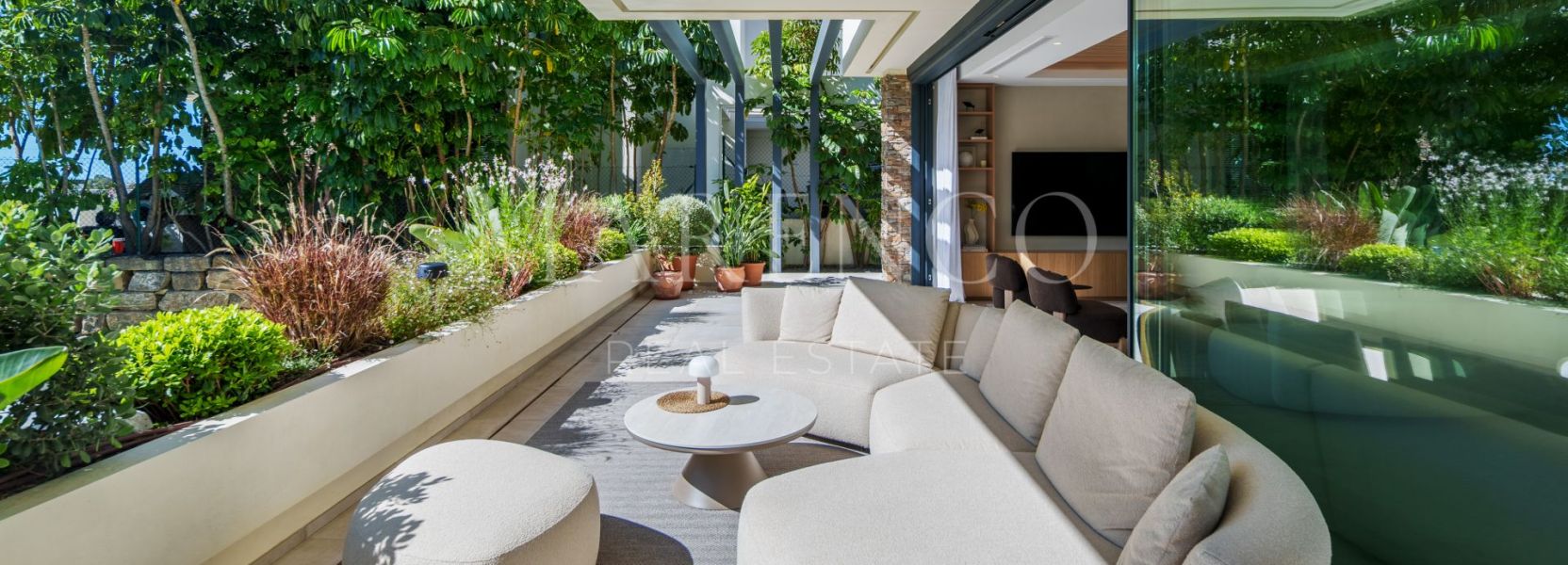 Villa  en New Golden Mile, Estepona Este, Estepona