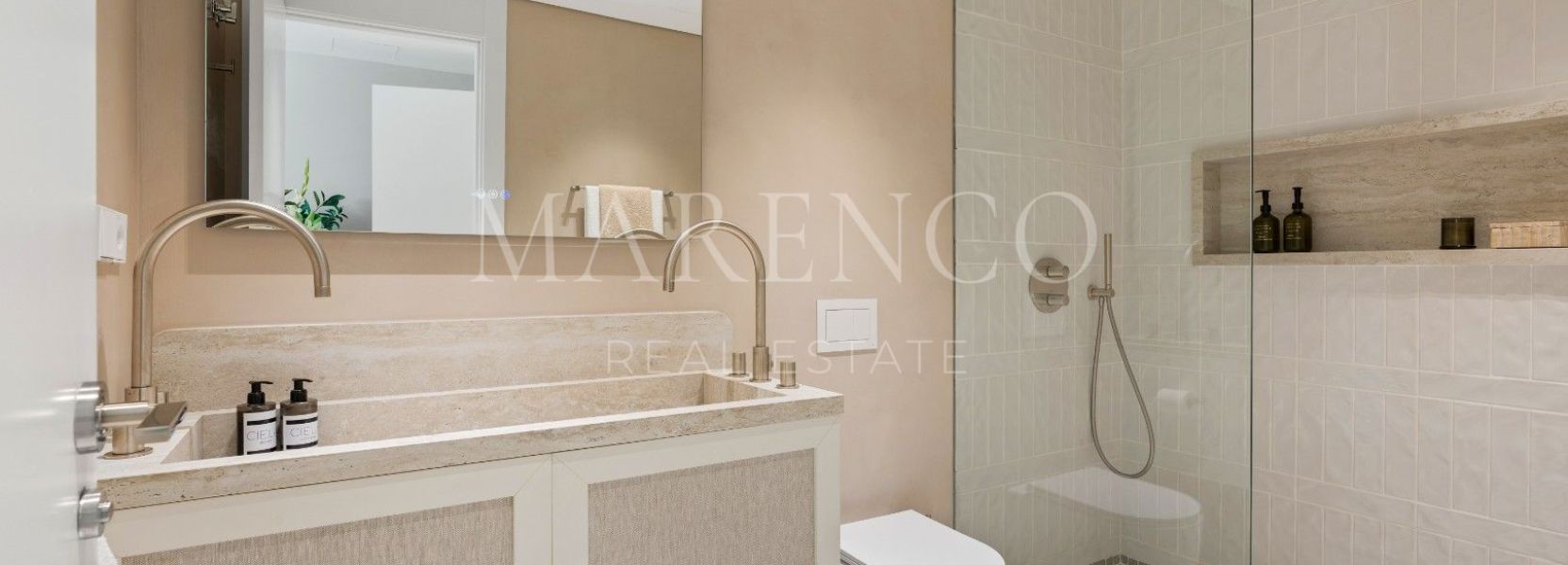 Apartamento en Lomas de La Quinta, Benahavis