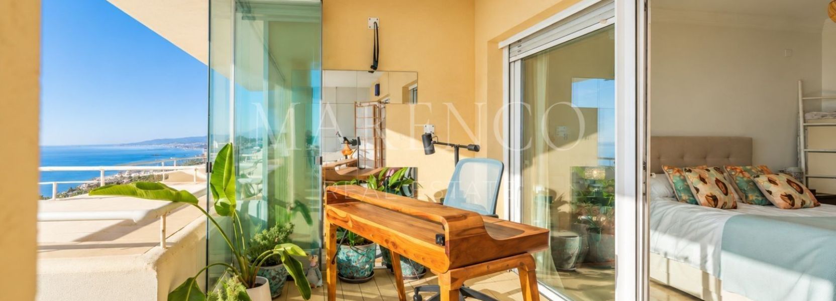 Penthouse  in Estepona