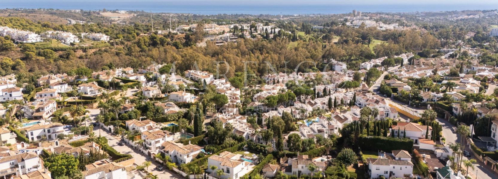 Villa  in Marbella Country Club, Nueva Andalucia, Marbella