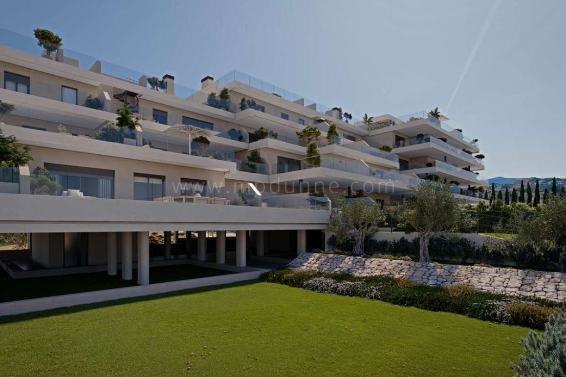 Las Mesas Sea Suites – Apartamentos y Áticos Contemporáneos con Vistas al Mar Cerca del Puerto de Estepona