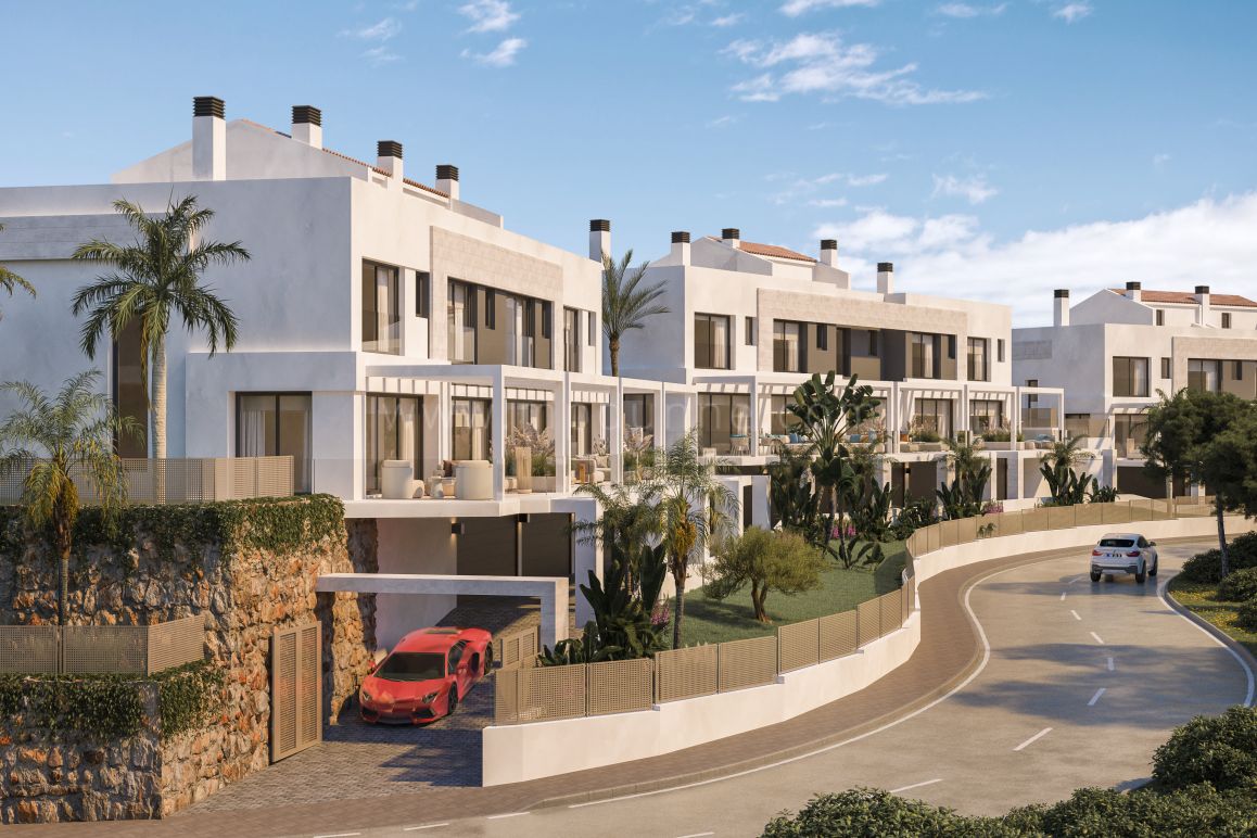 Modern Townhouses with Sea Views in Mijas Costa