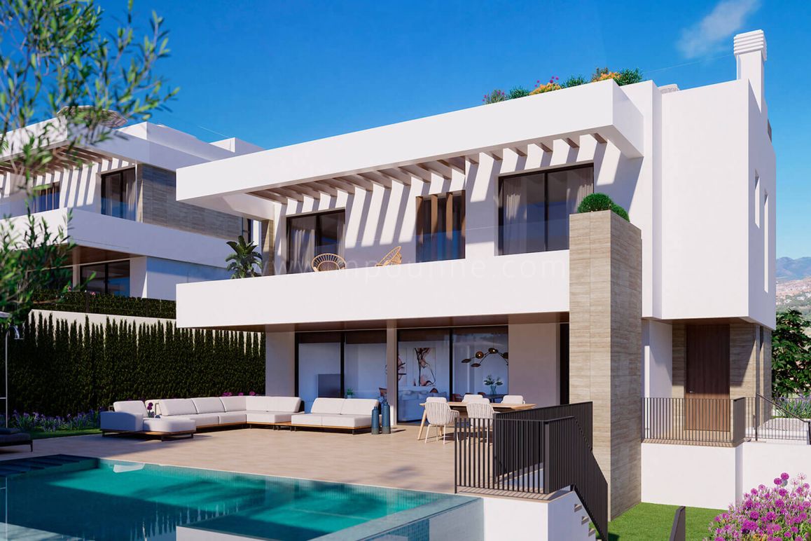 Modern Villas in Atalaya, Estepona