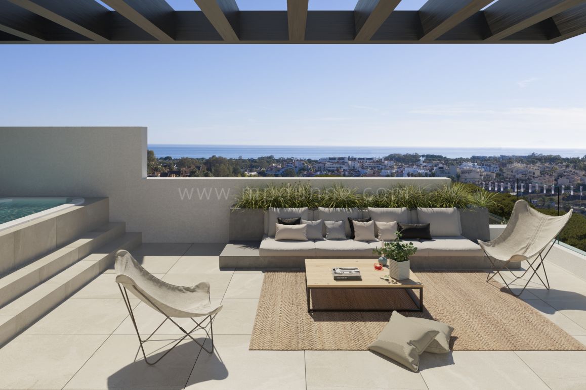 Semi detached villas in Atalaya Golf, Estepona