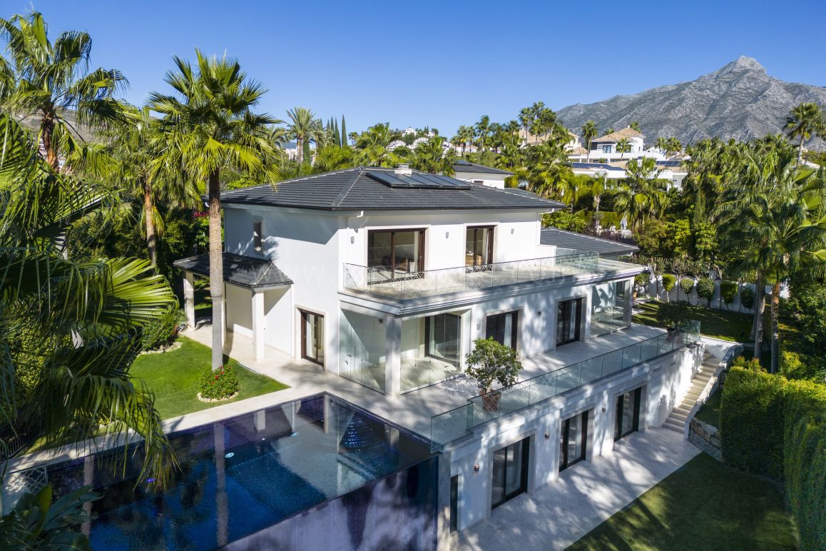 Luxueuse villa en première ligne de golf