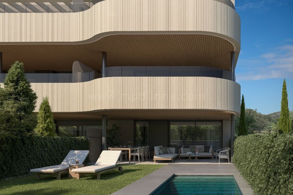 Apartamento de golf de lujo con piscina privada, Estepona