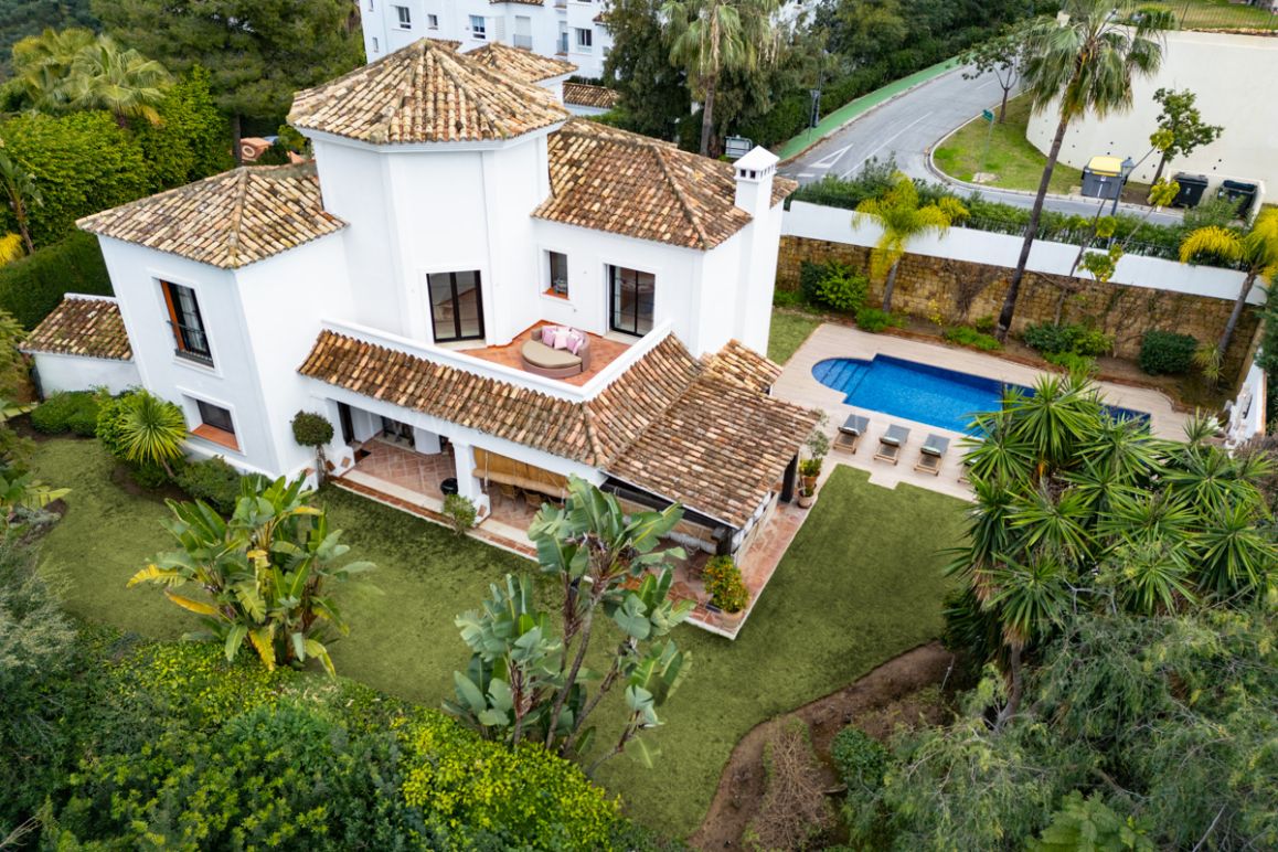Villa Mediterránea en La Quinta, Benahavis