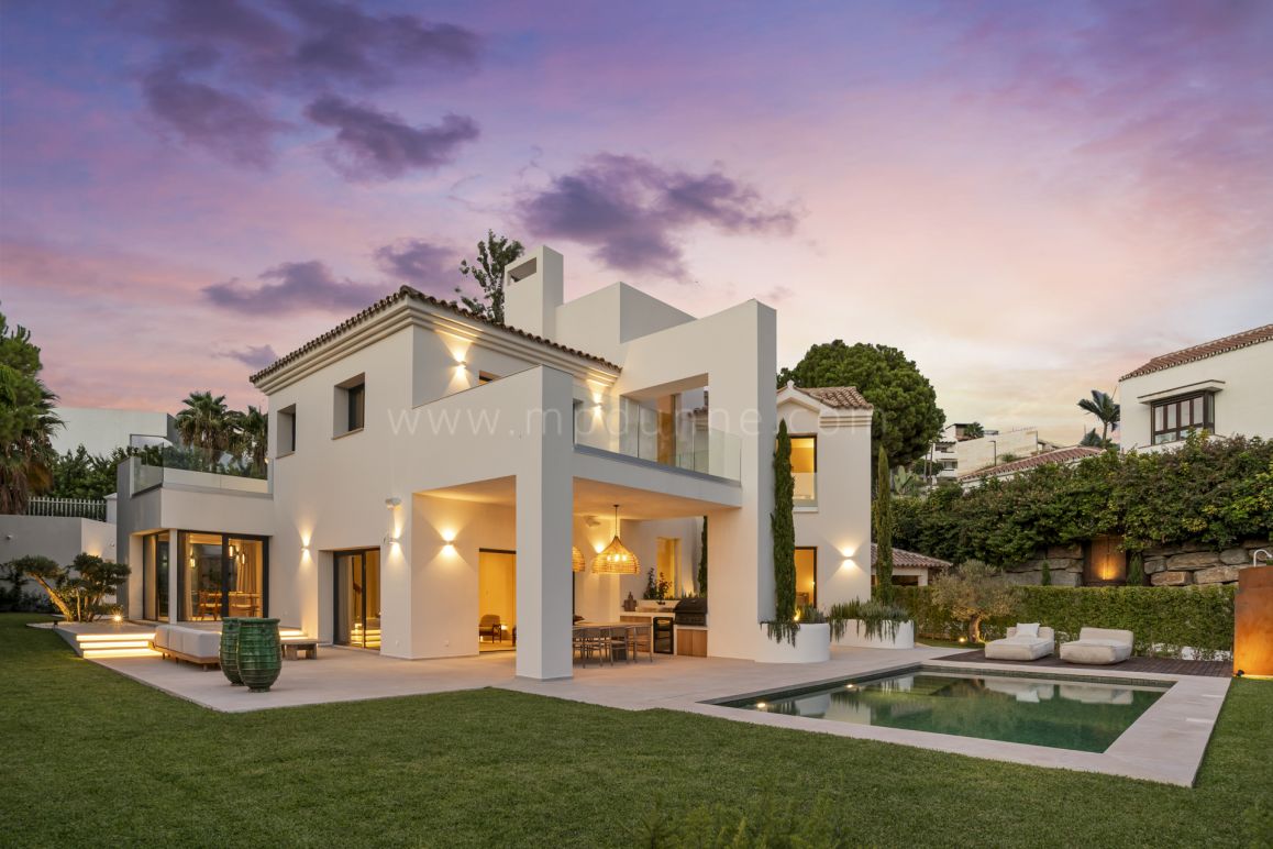 Four-Bedroom Villa in La Alquería, Benahavís