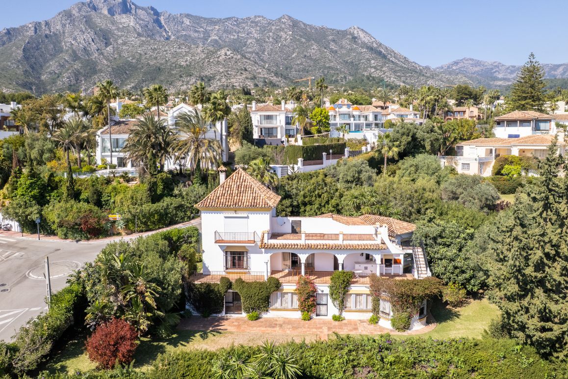 Villa à Vendre avec Potentiel de Rénovation à Nagüeles, Golden Mile