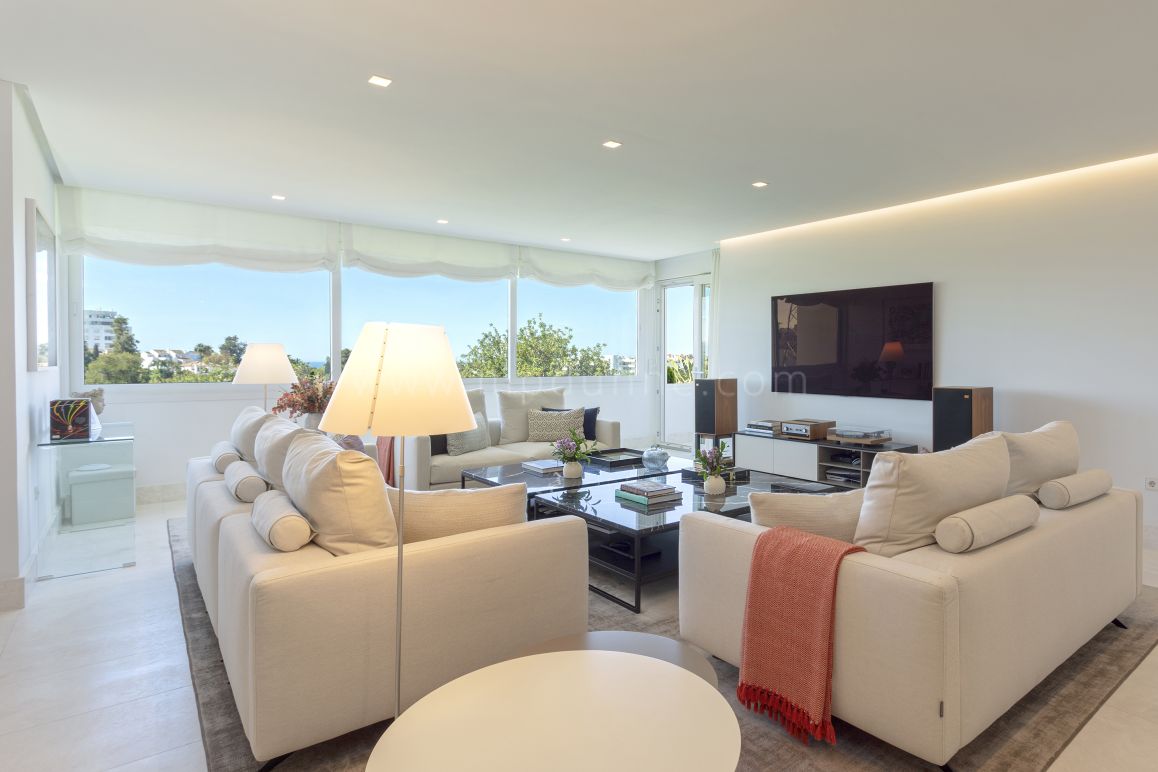 Two-Bed Golf Apartment in Guadalmina Alta