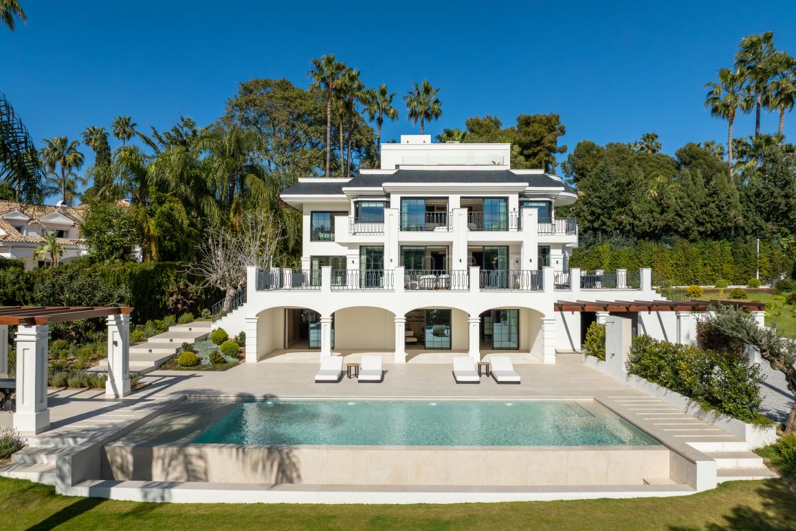 Six-Bed Modern Villa, Las Brisas, Nueva Andalucía