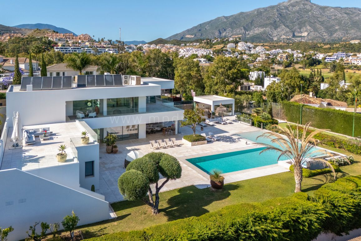 Contemporary Villa, La Cerquilla, Nueva Andalucía