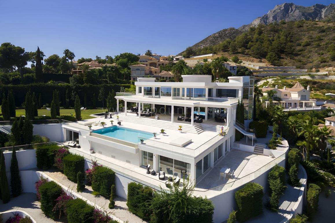 Villa de Lujo en Alquiler, Cascada de Camojan