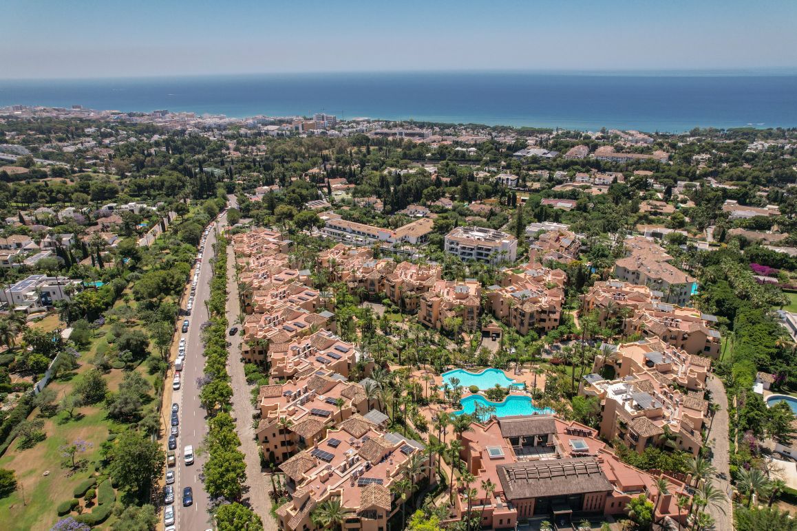 Appartement de deux chambres avec jardin, Mansion Club, Sierra Blanca, Marbella