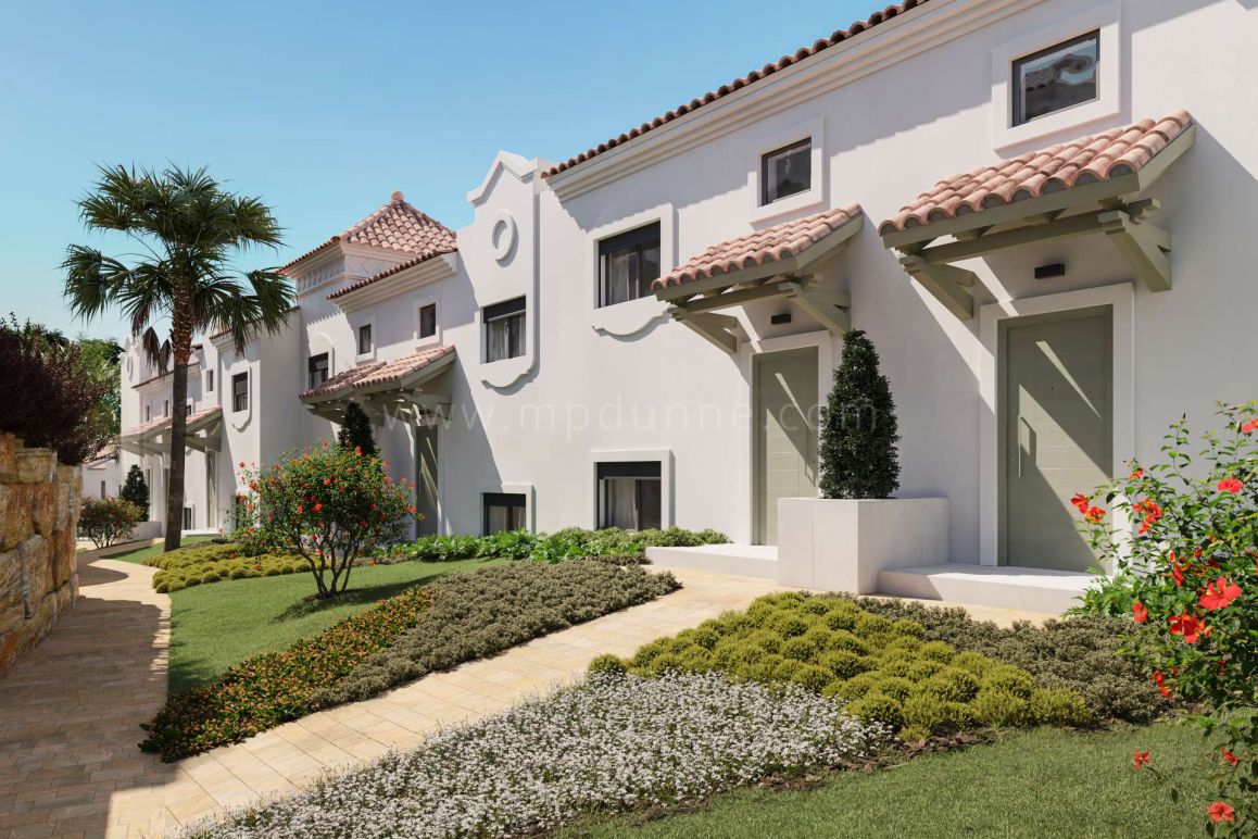 Maison Mitoyenne Moderne en Première Ligne de Golf à l’Ouest d’Estepona