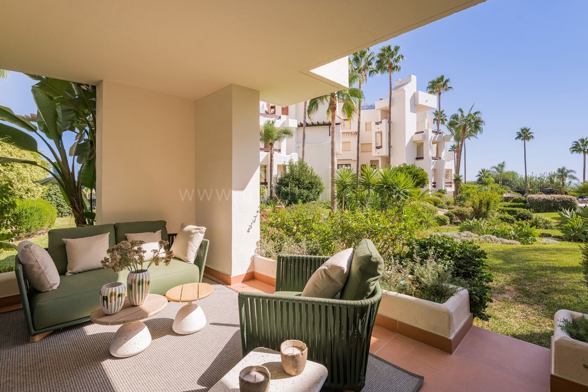Apartamento en planta baja frente al mar en Bahía del Velerín
