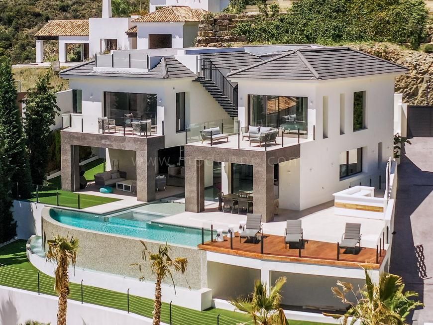 Villa mit Atemberaubendem Blick – La Quinta